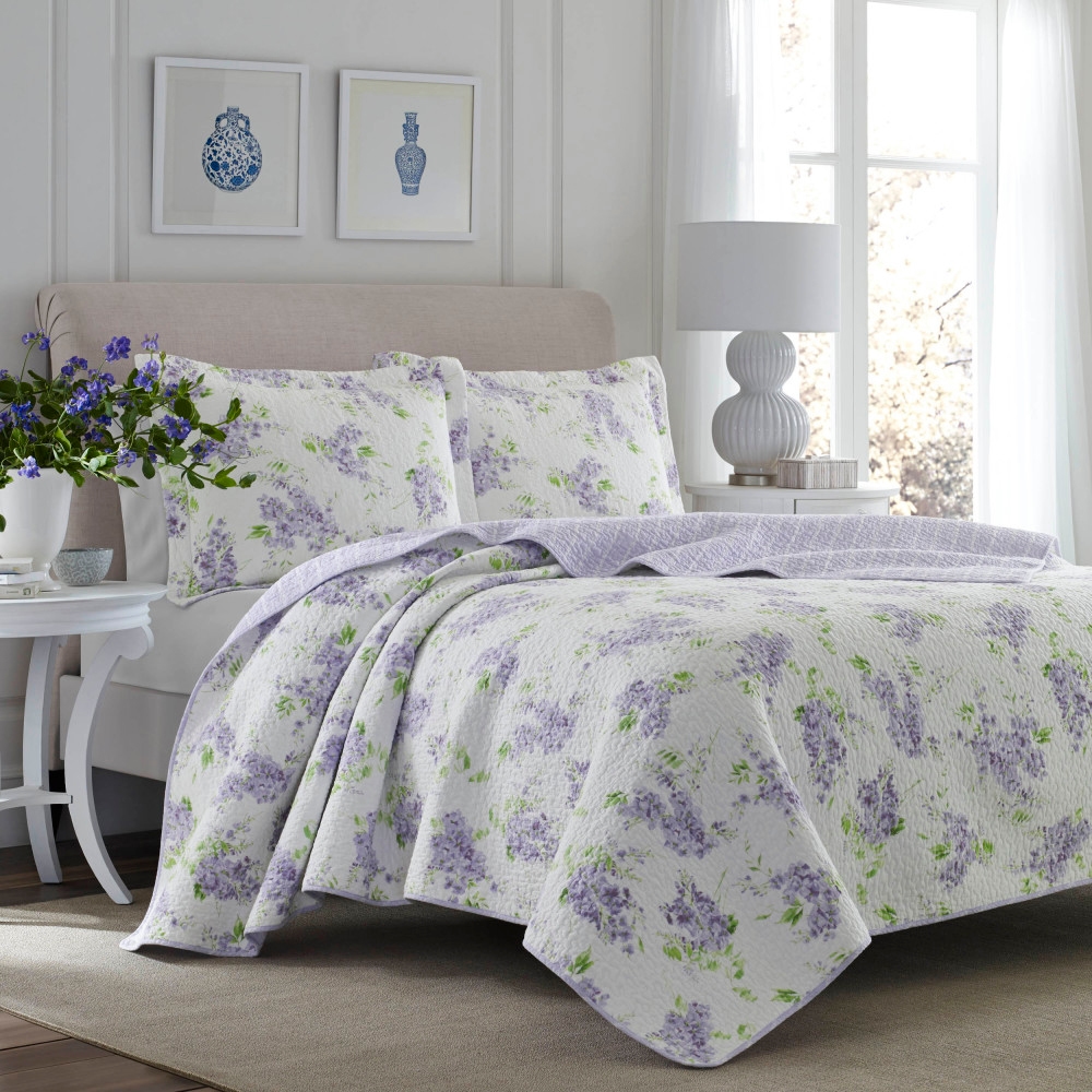 Laura Ashley Keighley Reversible Quilt Set - TSC.ca
