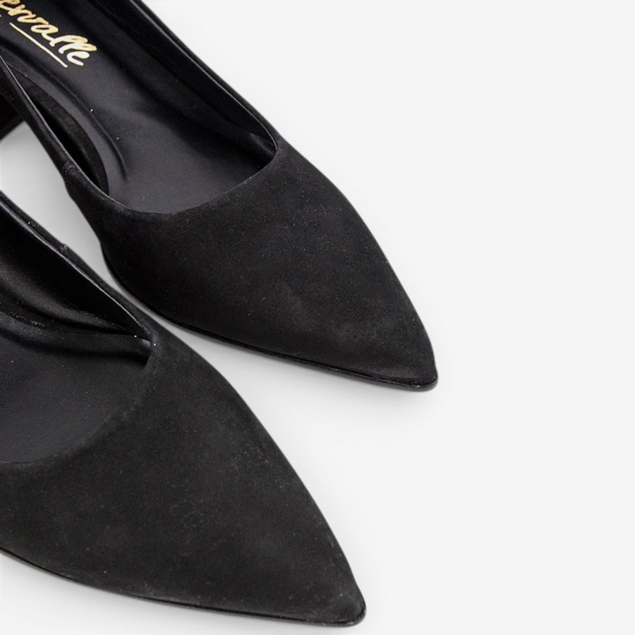 Image 702051_ALTMORE5.jpg, Product 702-051 / Price $158.00, L'Intervalle Sophie Pump from L'Intervalle on TSC.ca's Shoes department