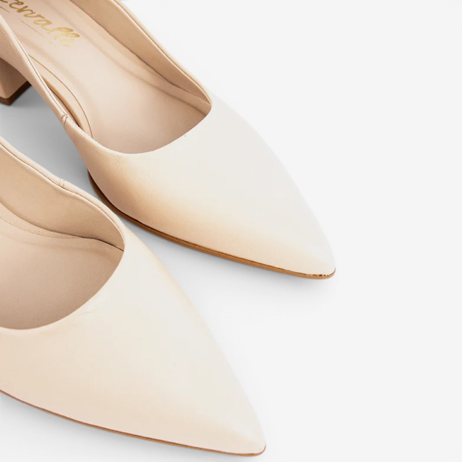 Image 702051_ALTMORE6.jpg, Product 702-051 / Price $158.00, L'Intervalle Sophie Pump from L'Intervalle on TSC.ca's Shoes department