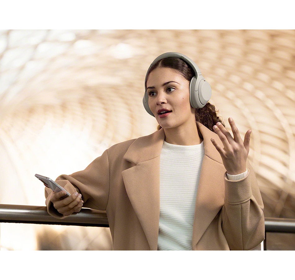 Image 703598_ALTMORE7.jpg, Product 703-598 / Price $499.99, Sony WH1000XM4/S Wireless Noise-Cancelling Overhead Headphones from Sony on TSC.ca's Electronics department