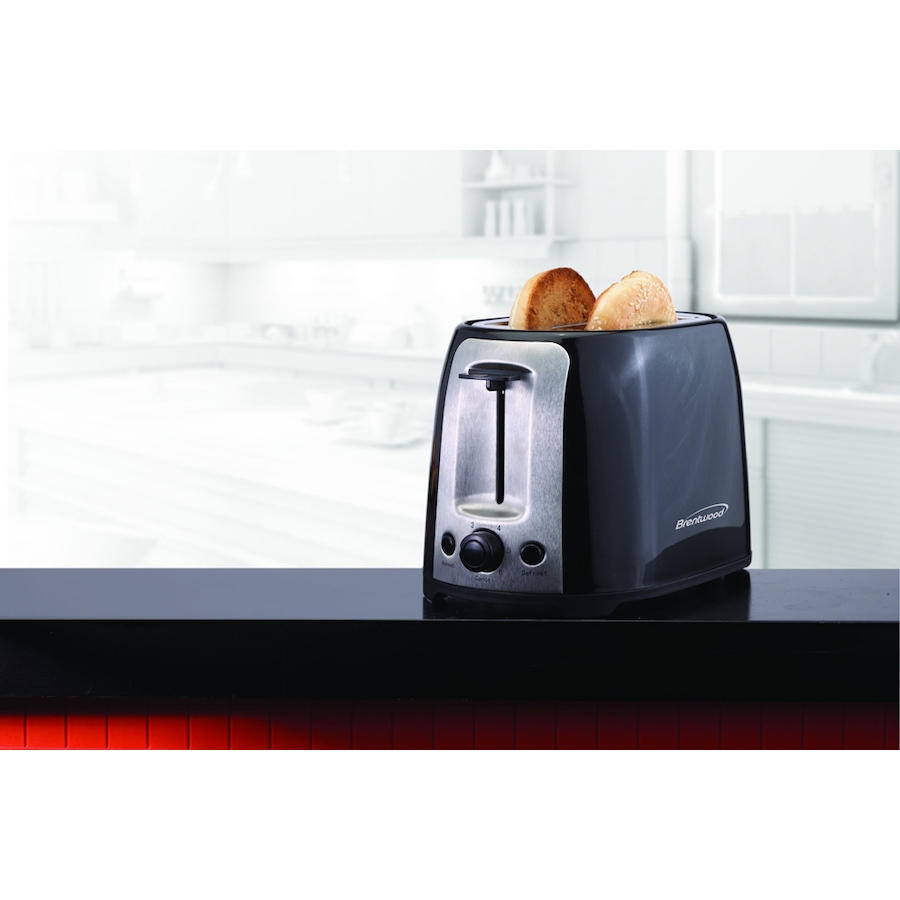 Image 703902_ALTMORE2.jpg, Product 703-902 / Price $44.99, Brentwood 2-Slice Toaster from Brentwood Appliances on TSC.ca's Kitchen department