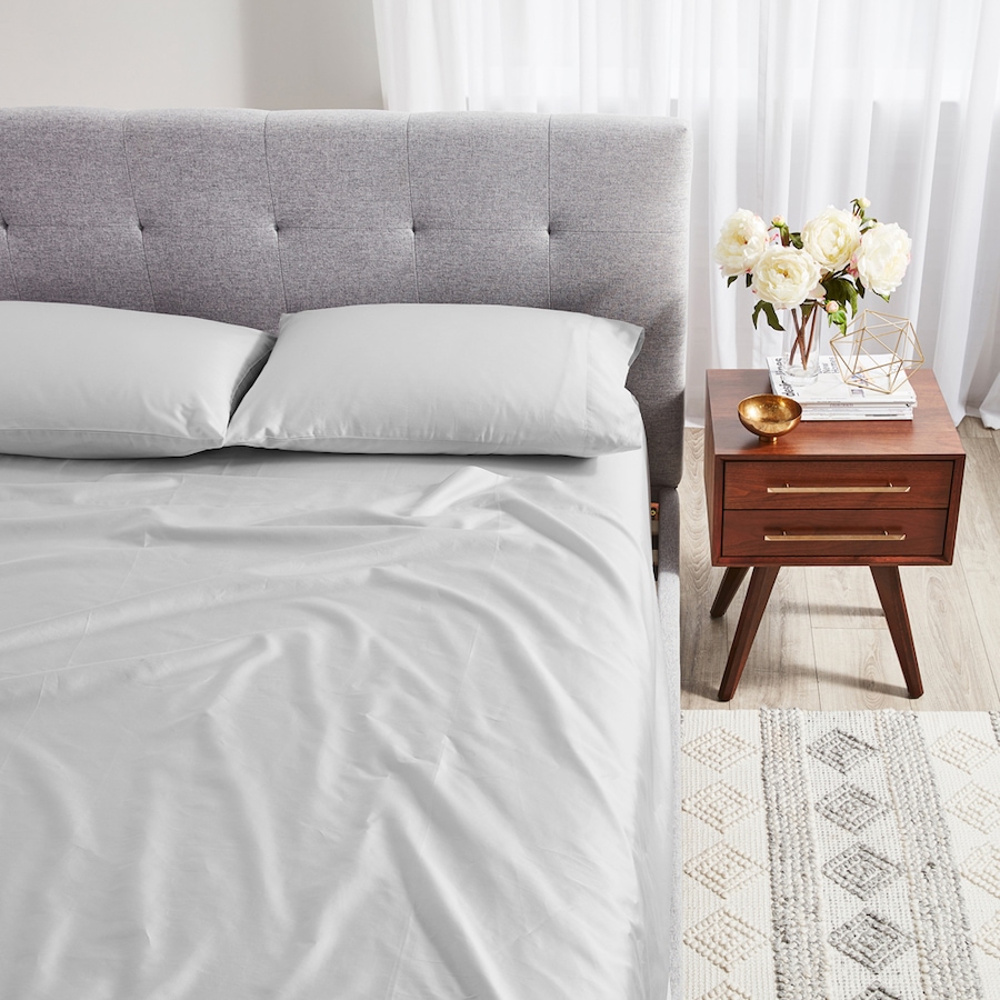 Image 704106_ALTMORE9.jpg, Product 704-106 / Price $140.00 - $200.00, Silk & Snow Egyptian Cotton Sheet Set from Silk & Snow on TSC.ca's Home & Garden department