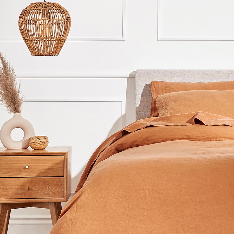 Image 704119_ALTMORE16.jpg, Product 704-119 / Price $189.00 - $226.00, Silk & Snow Flax Linen Fitted Sheet & Pillowcase Set from Silk & Snow on TSC.ca's Home & Garden department