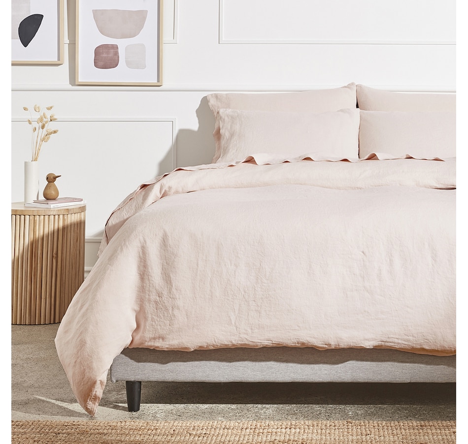 Image 704119_ALTMORE3.jpg, Product 704-119 / Price $220.00 - $260.00, Silk & Snow Flax Linen Fitted Sheet & Pillowcase Set from Silk & Snow on TSC.ca's Home & Garden department