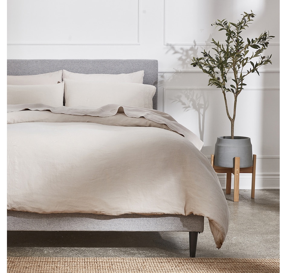 Image 704120_ALTMORE13.jpg, Product 704-120 / Price $102.00 - $119.00, Silk & Snow Flax Linen Flat Sheet from Silk & Snow on TSC.ca's Home & Garden department