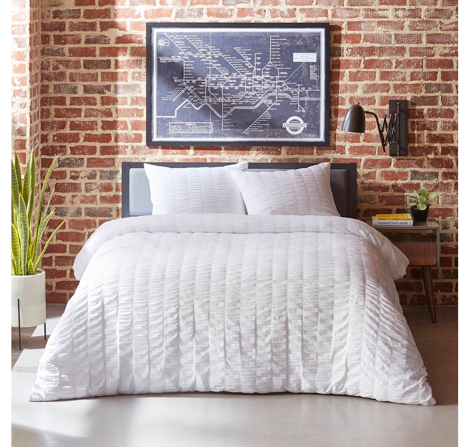 Image 704163_ALTMORE1.jpg, Product 704-163 / Price $129.99, Beco City Scene Orleans Seersucker Duvet Set from Beco Home - City Scene on TSC.ca's Home & Garden department