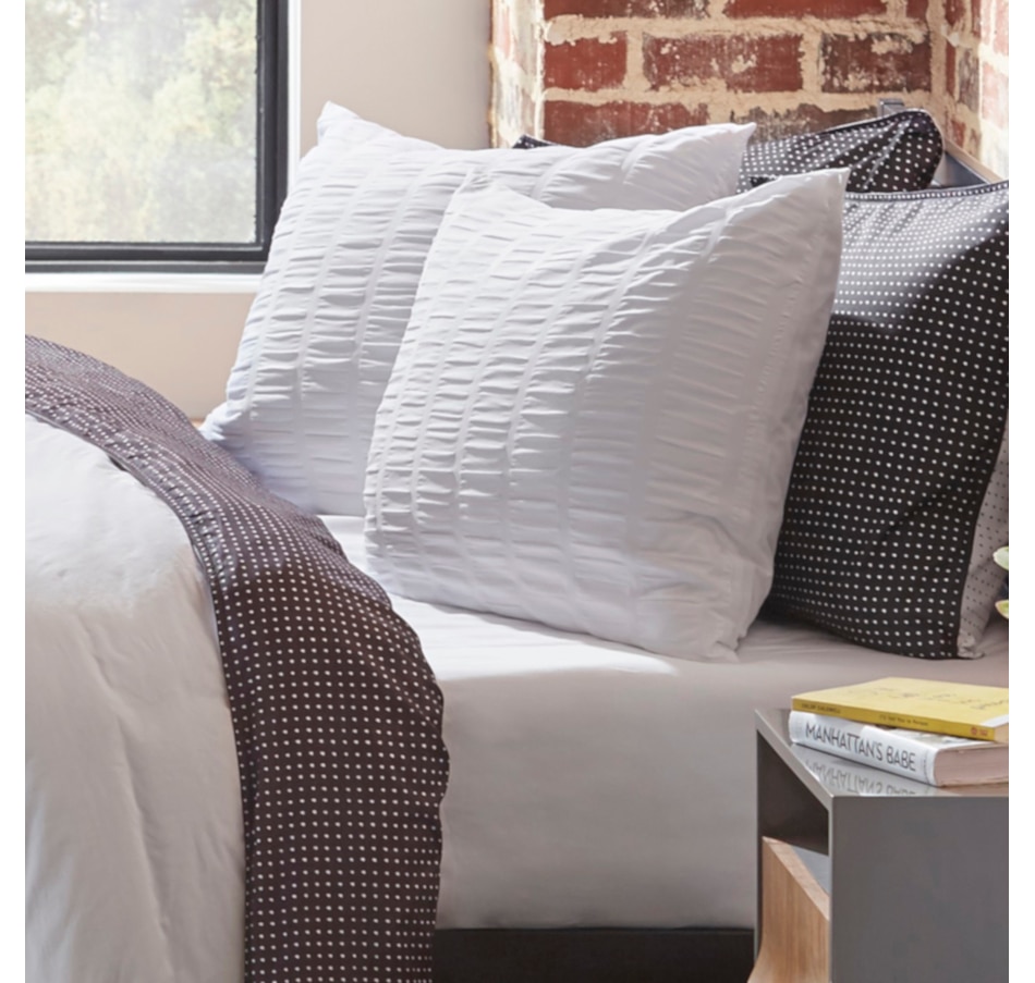 Image 704163_ALTMORE2.jpg, Product 704-163 / Price $129.99, Beco City Scene Orleans Seersucker Duvet Set from Beco Home - City Scene on TSC.ca's Home & Garden department