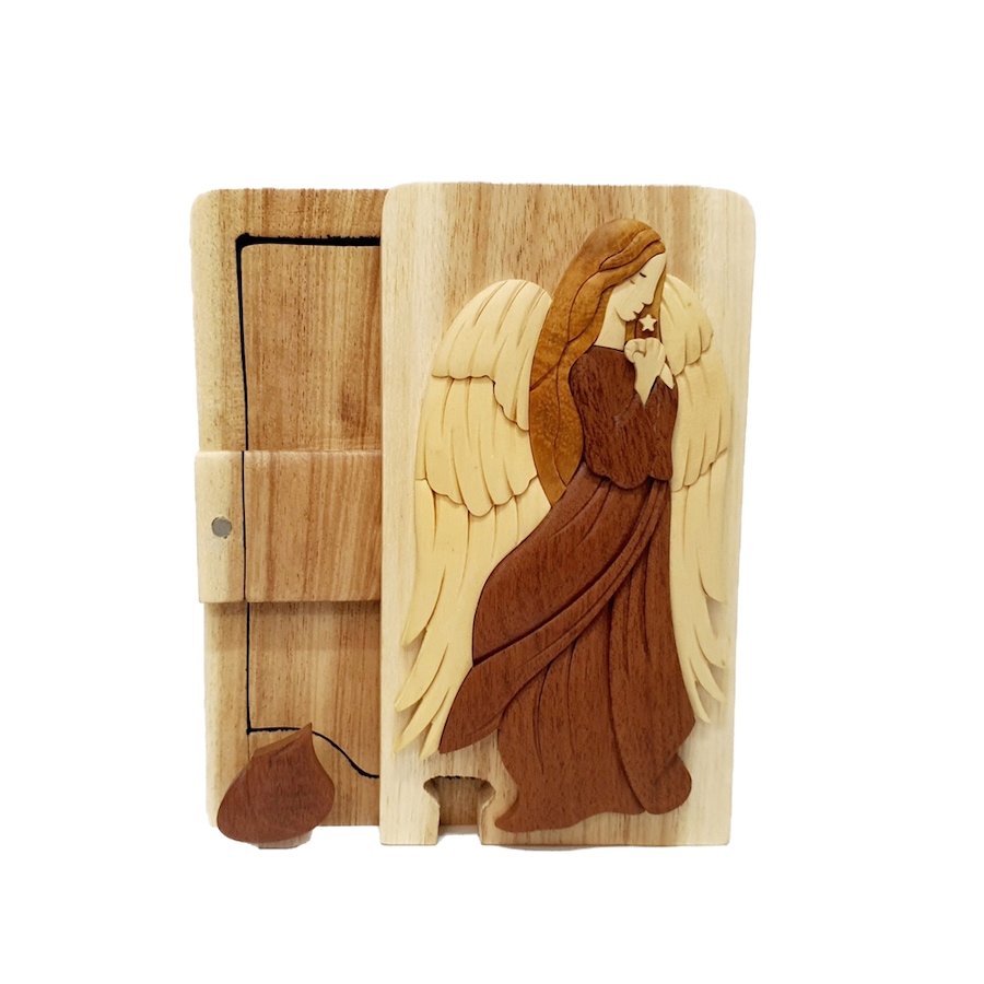 Image 706946_ALTMORE41.jpg, Product 706-946 / Price $57.99, Carver Dan Puzzle and Accessories Box with Magnetic Closure from Carver Dan on TSC.ca's Home & Garden department