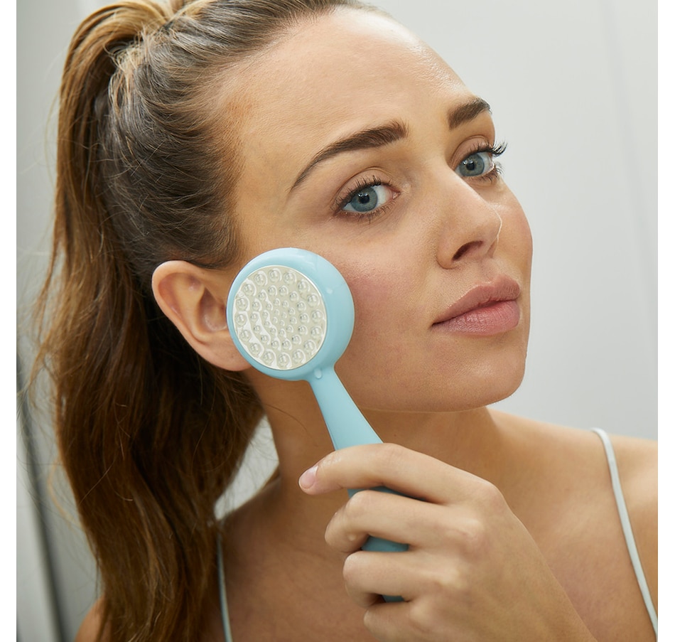 Image 707972_ALTMORE7.jpg, Product 707-972 / Price $239.00, PMD Clean Pro Silver from PMD Beauty on TSC.ca's Beauty department