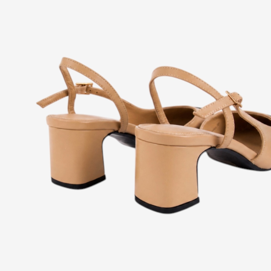 Image 711640_ALTMORE4.jpg, Product 711-640 / Price $158.00, L'Intervalle Avelin Pump from L'Intervalle on TSC.ca's Shoes department