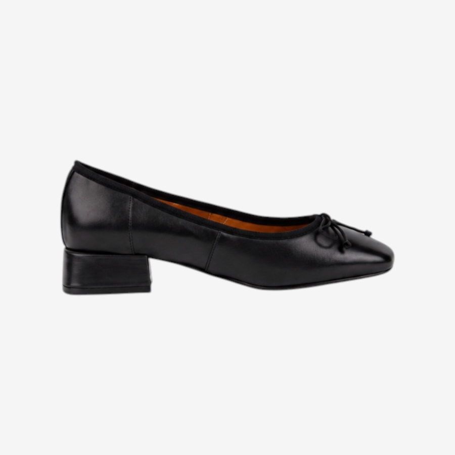 Image 711648_BKH.jpg, Product 711-648 / Price $148.00, L'Intervalle Mirel Pump from L'Intervalle on TSC.ca's Shoes department