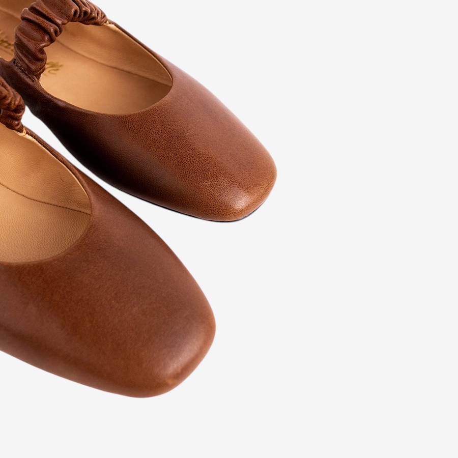 Image 711651_ALTMORE6.jpg, Product 711-651 / Price $158.00, L'Intervalle Miah Mary Jane from L'Intervalle on TSC.ca's Shoes department