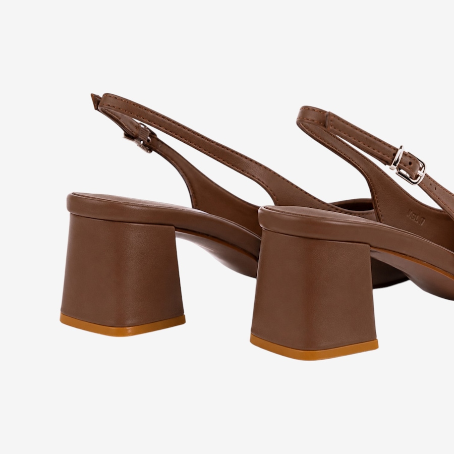 Image 711652_ALTMORE3.jpg, Product 711-652 / Price $158.00, L'Intervalle Meryl Slingback Pump from L'Intervalle on TSC.ca's Shoes department