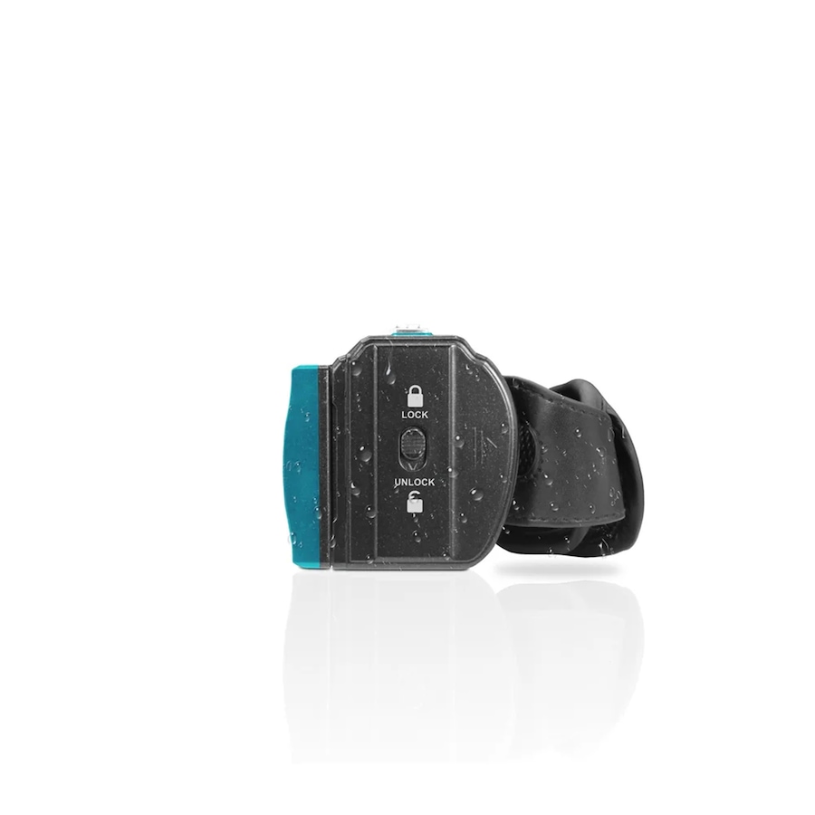 Image 711971_ALTMORE21.jpg, Product 711-971 / Price $309.99, Minolta MN4K300WP 4K UHD/56-MP Waterproof Camcorder from Minolta on TSC.ca's Electronics department