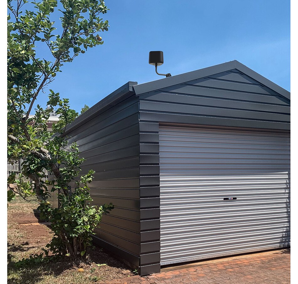 Image 713024_ALTMORE4.jpg, Product 713-024 / Price $579.99, Winegard Extreme 2.0 Outdoor Wi-Fi Extender on TSC.ca's Electronics department