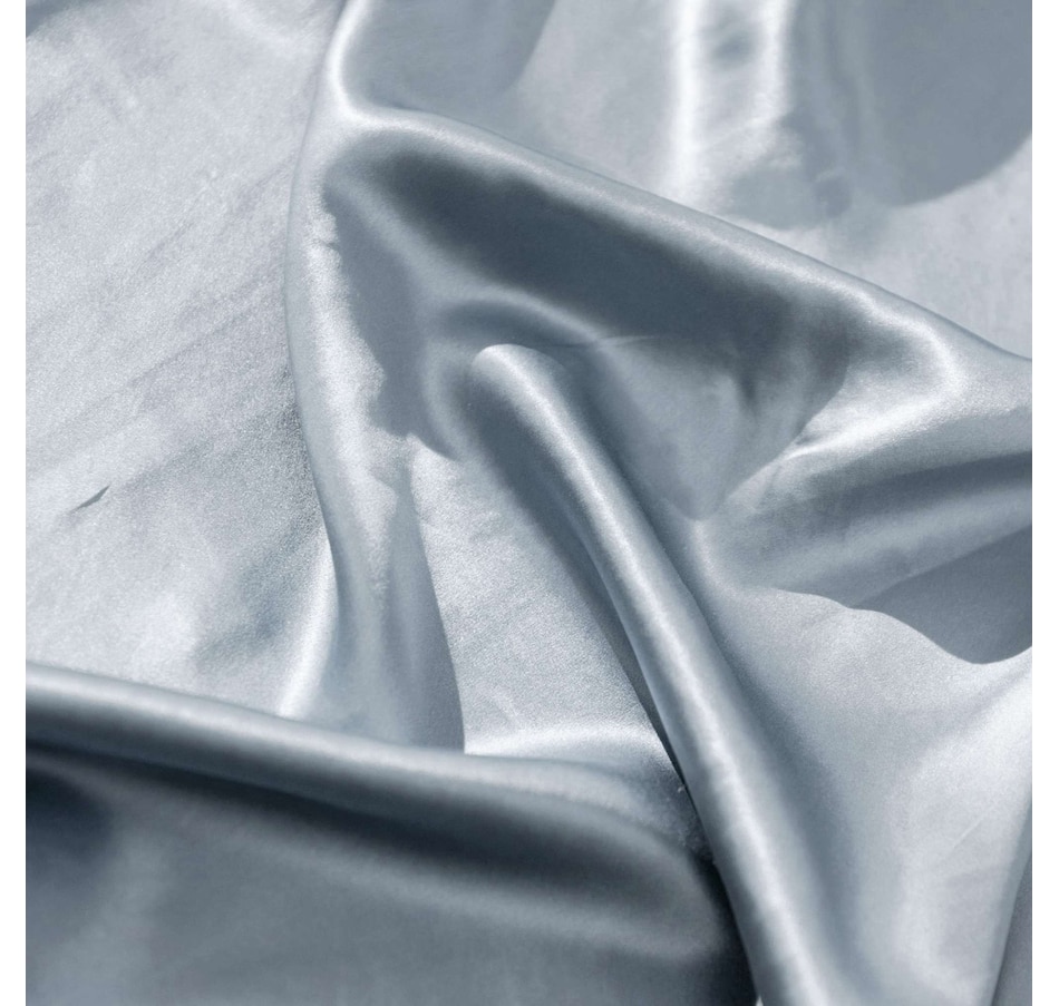 Image 714809_ALTMORE3.jpg, Product 714-809 / Price $112.00, Hush Silk Pillowcase from Hush on TSC.ca's Home & Garden department