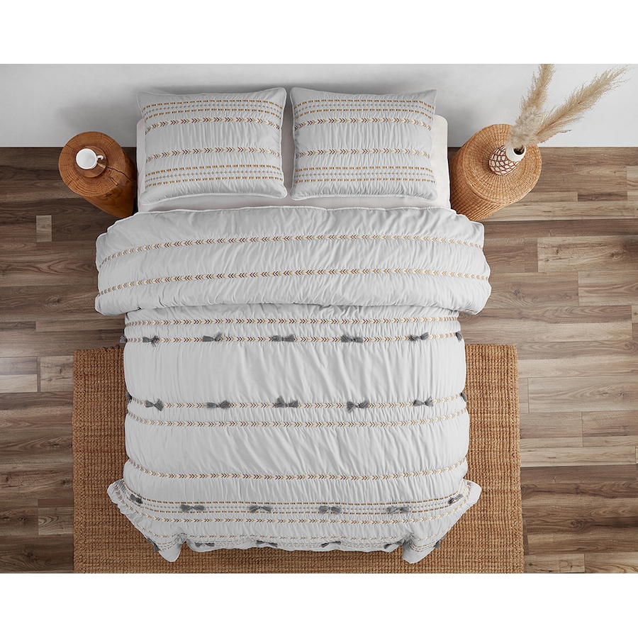 Image 715039_ALTMORE3.jpg, Product 715-039 / Price $104.99 - $120.99, Beco Home Alia 3-Piece Quilt Set from Beco Home on TSC.ca's Home & Garden department