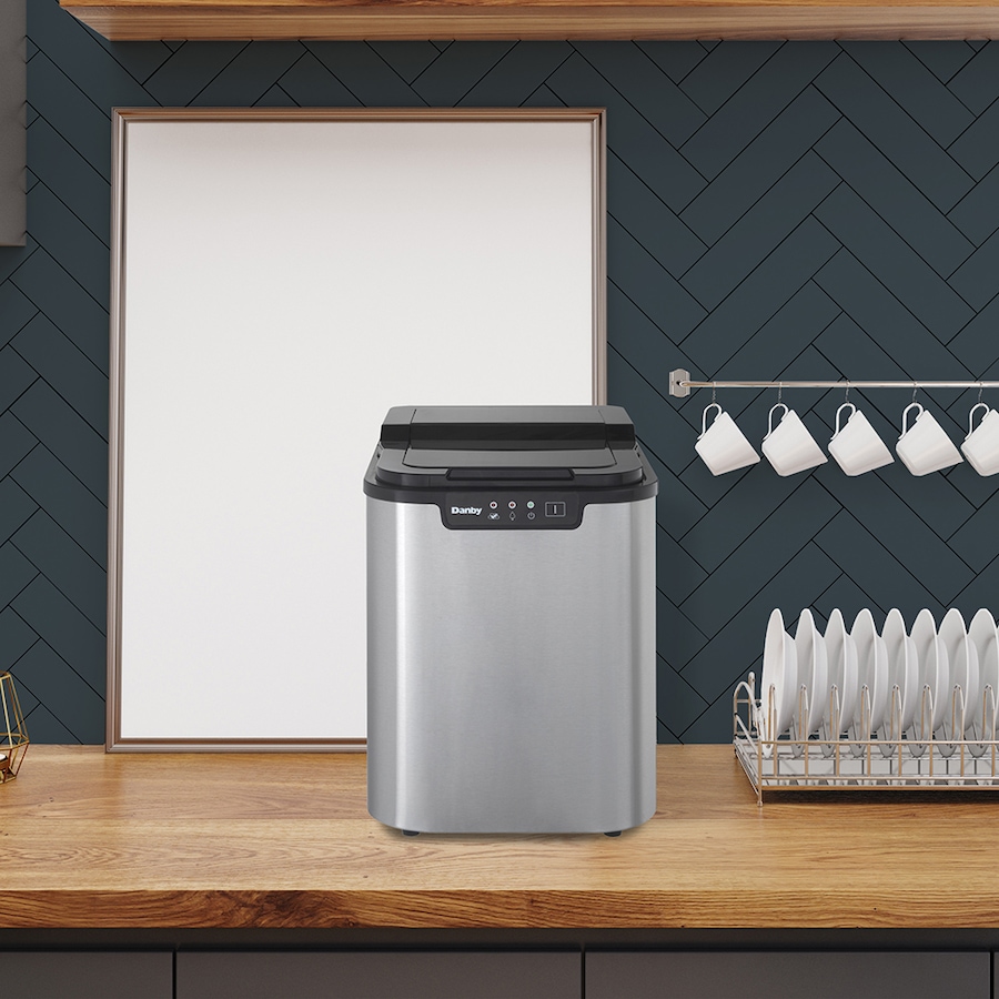 Image 715124_ALTMORE1.jpg, Product 715-124 / Price $179.99, Danby 2 lbs. Countertop Ice Maker in Stainless Steel from Danby on TSC.ca's Kitchen department