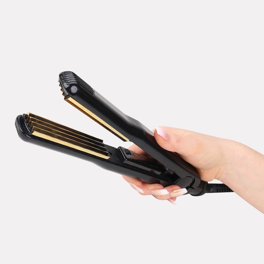 Image 717346_ALTMORE1.jpg, Product 717-346 / Price $89.99, Aria Beauty Crimper from Aria Beauty on TSC.ca's Beauty department