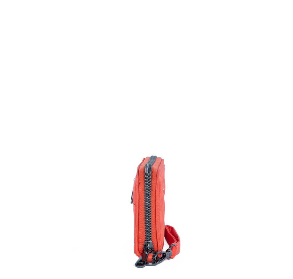 Image 721108_ALTMORE26.jpg, Product 721-108 / Price $65.00, Lug Whirly Wallet from Lug on TSC.ca's Fashion department