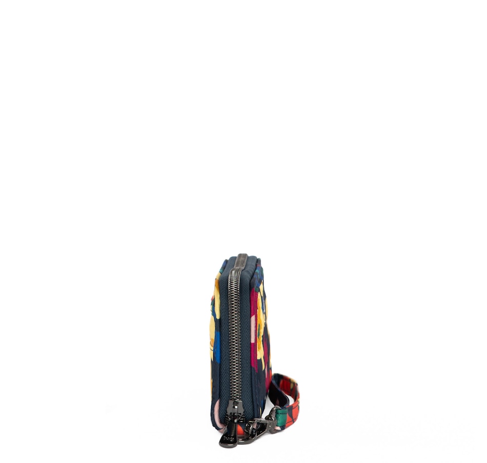 Image 721108_ALTMORE34.jpg, Product 721-108 / Price $65.00, Lug Whirly Wallet from Lug on TSC.ca's Fashion department