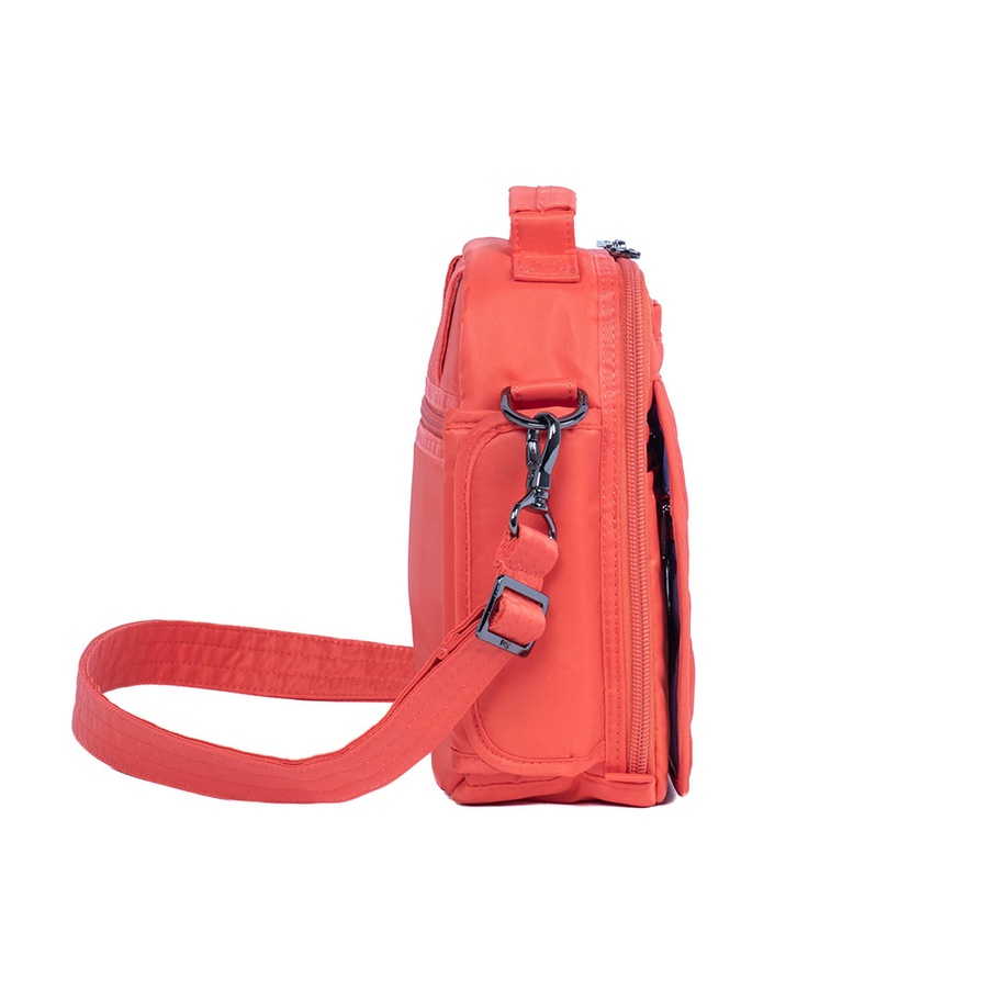 Image 721542_ALTMORE29.jpg, Product 721-542 / Price $110.00, Lug Flapper SE Convertible Crossbody Bag from Lug on TSC.ca's Fashion department