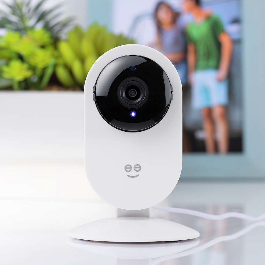 Image 721618.jpg, Product 721-618 / Price $34.99, Geeni Glimpse 1080p Wi-Fi Camera from Geeni on TSC.ca's Electronics department