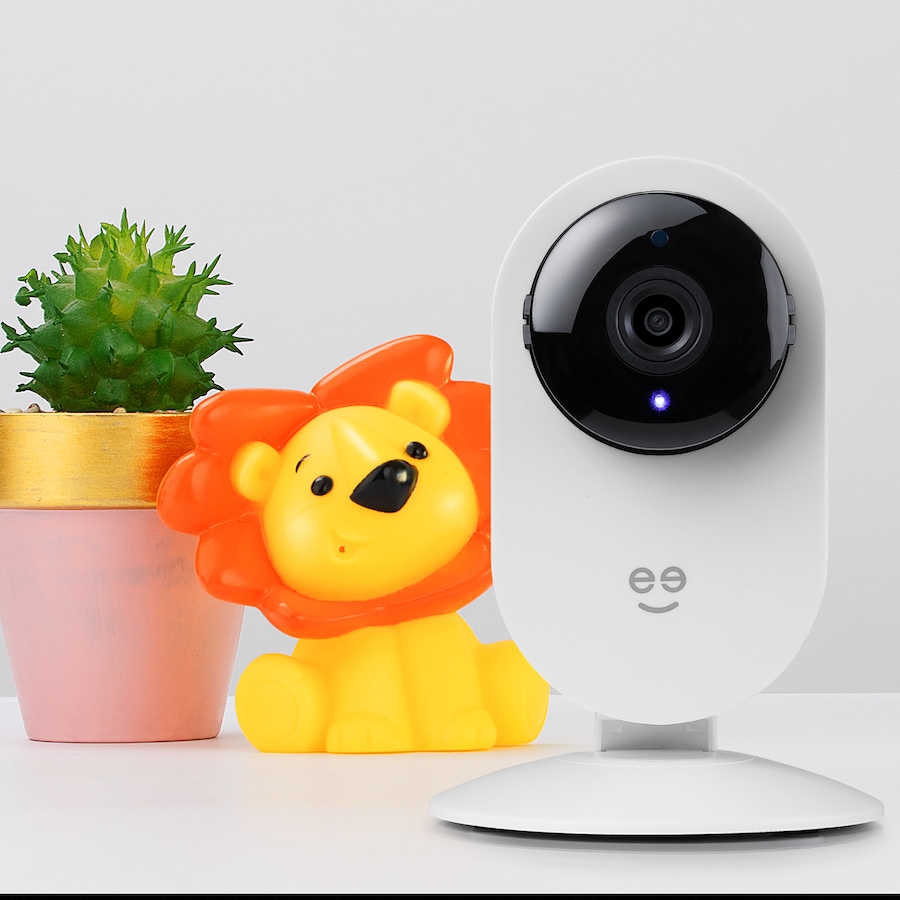 Image 721618_ALTMORE3.jpg, Product 721-618 / Price $34.99, Geeni Glimpse 1080p Wi-Fi Camera from Geeni on TSC.ca's Electronics department