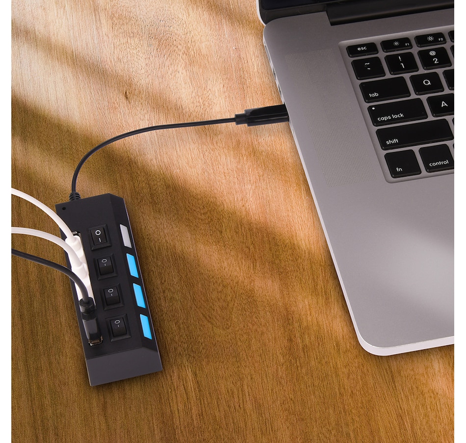 Image 722738_ALTMORE4.jpg, Product 722-738 / Price $24.99, Jensen USB C to 4 Port USB A Hub from RCA on TSC.ca's Electronics department