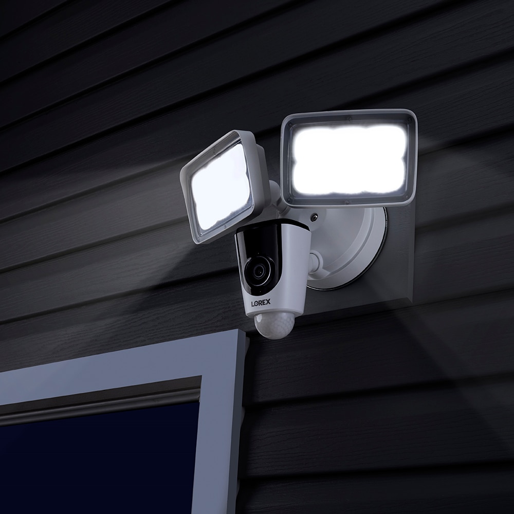 Home & Garden - Connected Home - Lorex 1080p Wi-Fi Floodlight Security ...