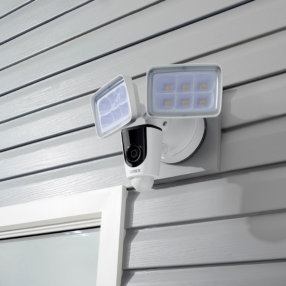 Home & Garden - Connected Home - Lorex 1080p Wi-Fi Floodlight Security ...