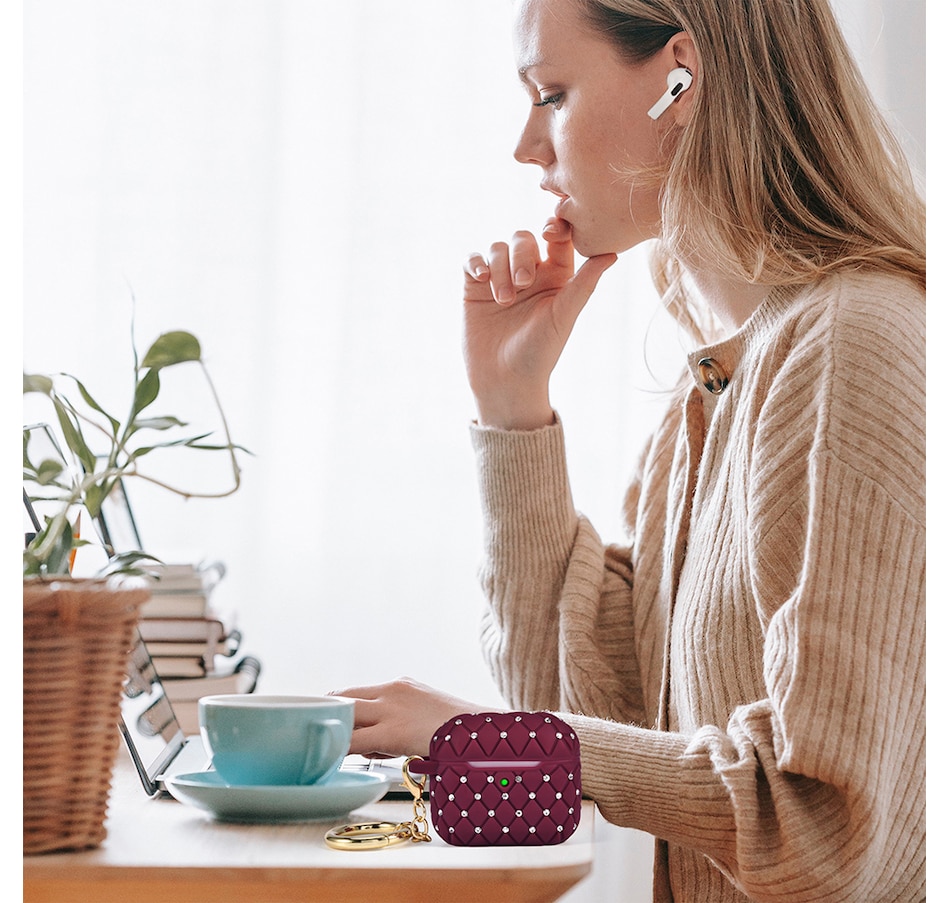 Image 724088_ALTMORE18.jpg, Product 724-088 / Price $25.99, Worryfree Gadgets Bling Case for Apple AirPods 3 (3rd generation) with Keychain from WFG on TSC.ca's Electronics department