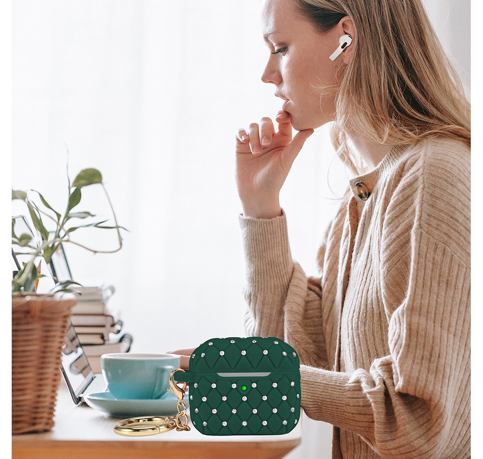 Image 724088_ALTMORE3.jpg, Product 724-088 / Price $25.99, Worryfree Gadgets Bling Case for Apple AirPods 3 (3rd generation) with Keychain from WFG on TSC.ca's Electronics department