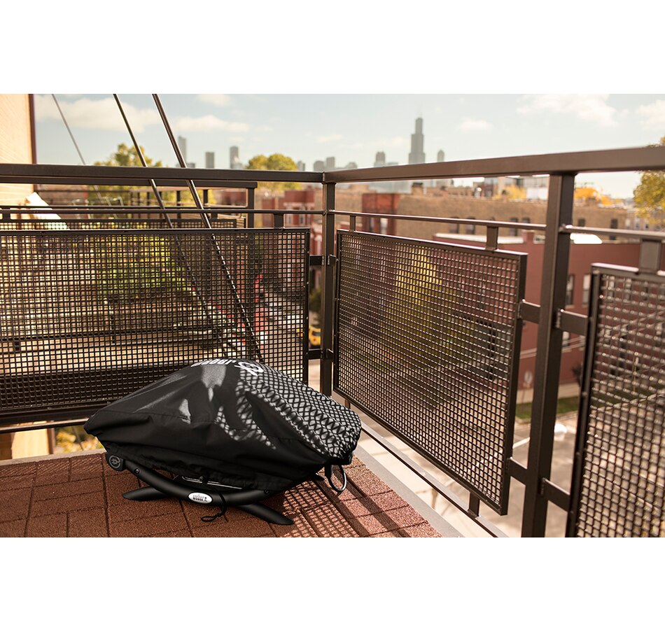 Image 724256_ALTMORE4.jpg, Product 724-256 / Price $32.99, Weber Premium Grill Cover Q 200/2000 Series from Weber on TSC.ca's Home & Garden department
