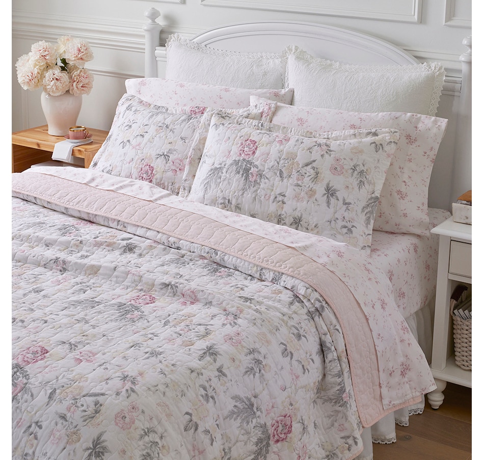 Home & Garden - Bedding & Bath - Blankets, Quilts, Coverlets & Throws -  Quilts - Laura Ashley Breezy Quilt Set - Online Shopping for Canadians