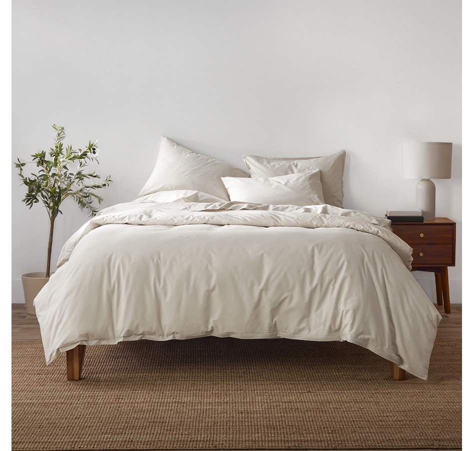 Image 724680_ALTMORE4.jpg, Product 724-680 / Price $120.00 - $180.00, Silk & Snow Percale Cotton Sheet Set from Silk & Snow on TSC.ca's Home & Garden department