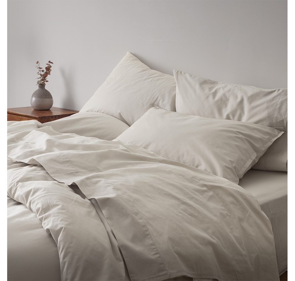 Image 724680_ALTMORE5.jpg, Product 724-680 / Price $120.00 - $180.00, Silk & Snow Percale Cotton Sheet Set from Silk & Snow on TSC.ca's Home & Garden department
