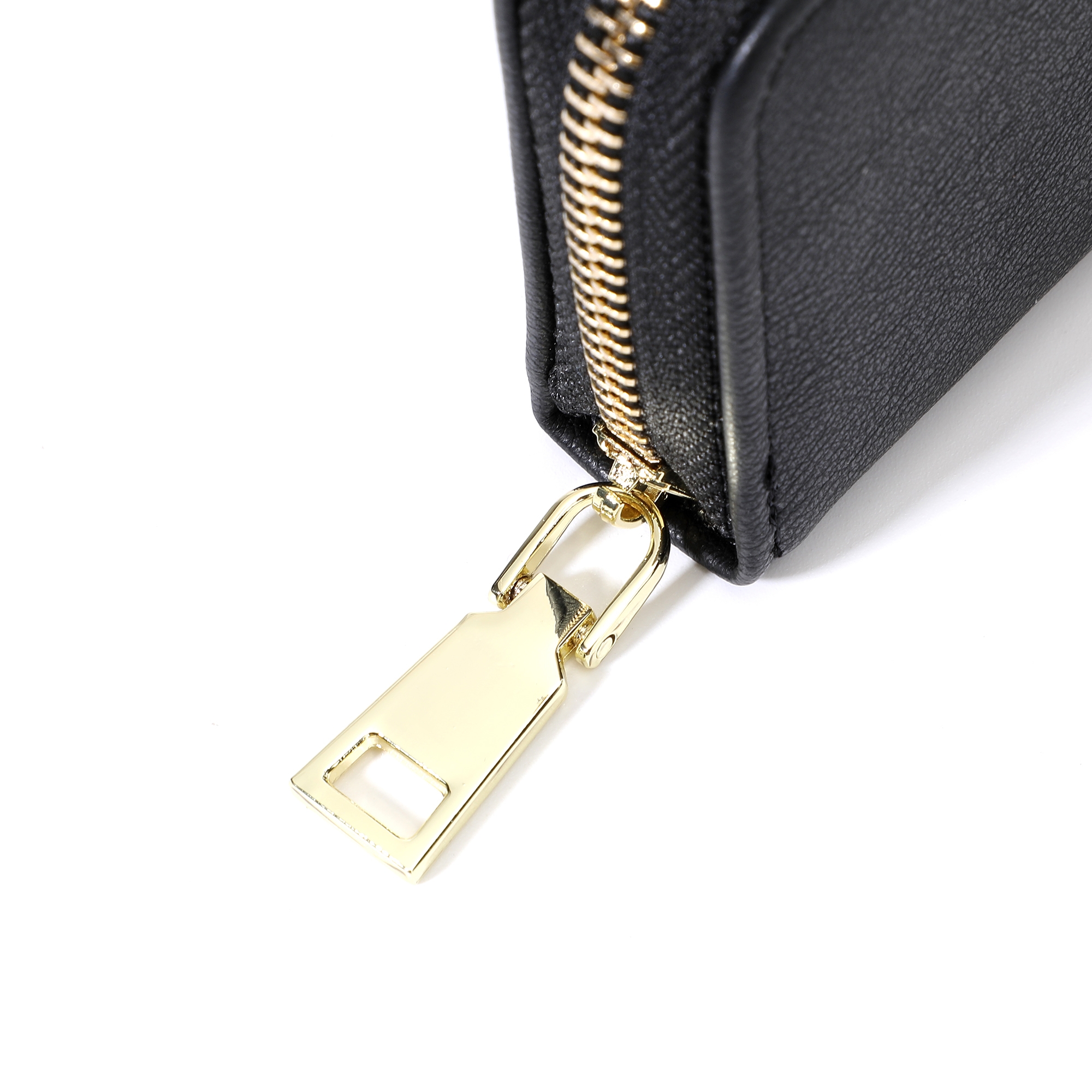 Champs Iconic Collection RFID-Blocking Palm Wallet - TSC.ca