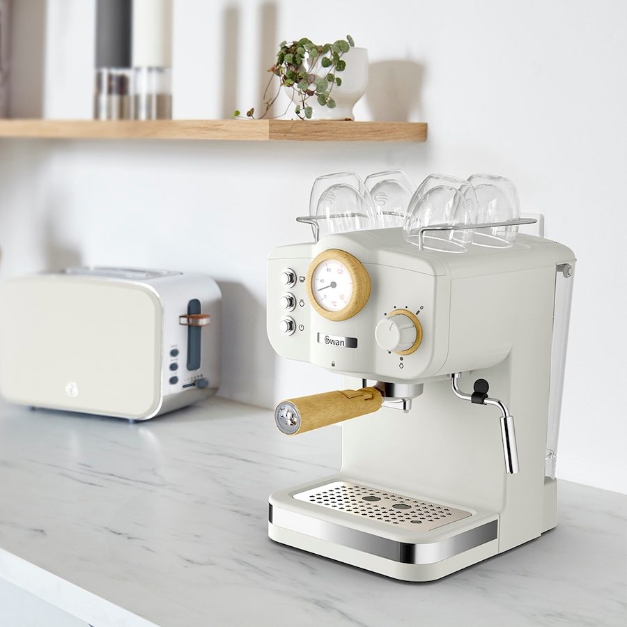 Image 725439_ALTMORE10.jpg, Product 725-439 / Price $229.99, Swan Nordic Pump Espresso Coffee Machine from Salton on TSC.ca's Kitchen department