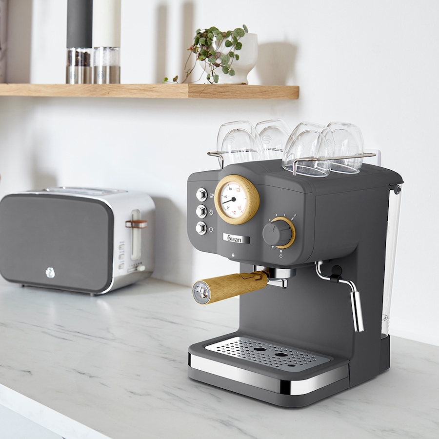Image 725439_ALTMORE4.jpg, Product 725-439 / Price $229.99, Swan Nordic Pump Espresso Coffee Machine from Salton on TSC.ca's Kitchen department
