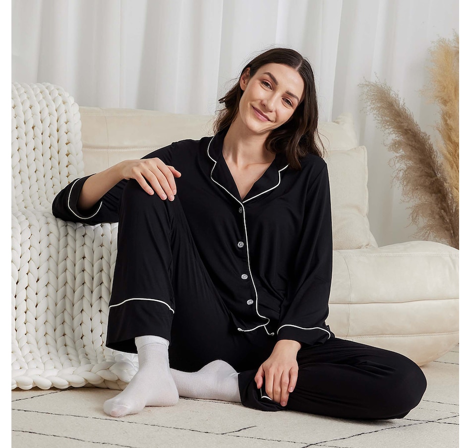 Image 725493_ALTMORE2.jpg, Product 725-493 / Price $139.00, Hush Women's Bamboo Pyjama Classic Set from Hush on TSC.ca's Fashion department