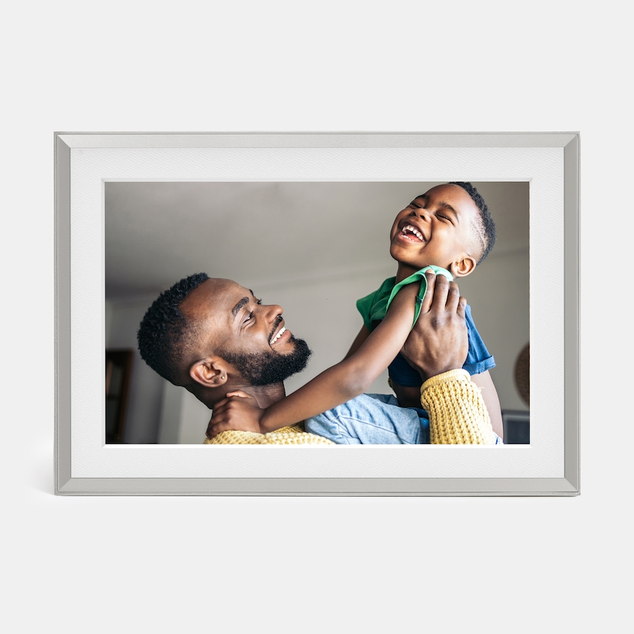 Image 725559.jpg, Product 725-559 / Price $229.99, Aura Frames Carver Mat Digital Photo Frame from Aura Frames on TSC.ca's Electronics department