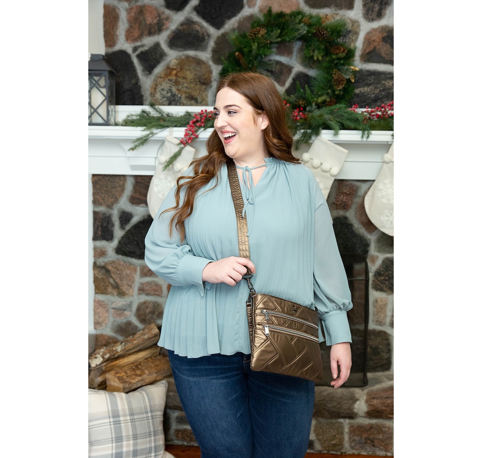 Image 725680_ALTMORE15.jpg, Product 725-680 / Price $39.88, Lug Dazzle from Lug on TSC.ca's Home & Garden department