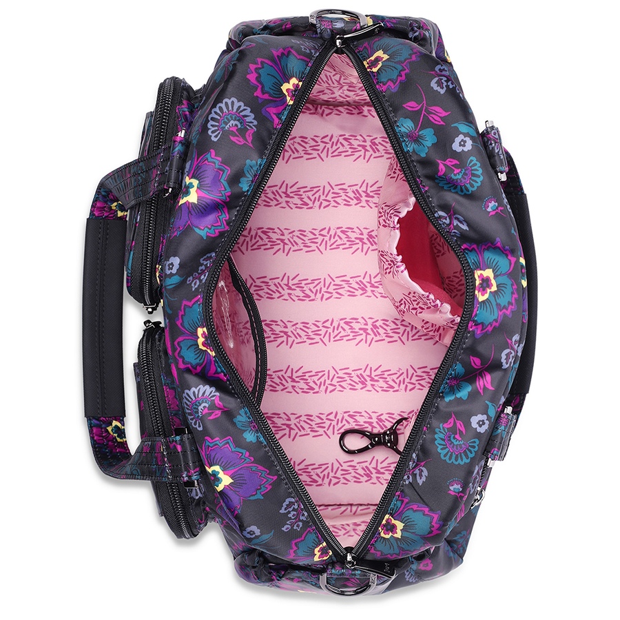 Image 725694_ALTMORE3.jpg, Product 725-694 / Price $162.00, Lug Jumper Carry-All Tote from Lug on TSC.ca's Home & Garden department