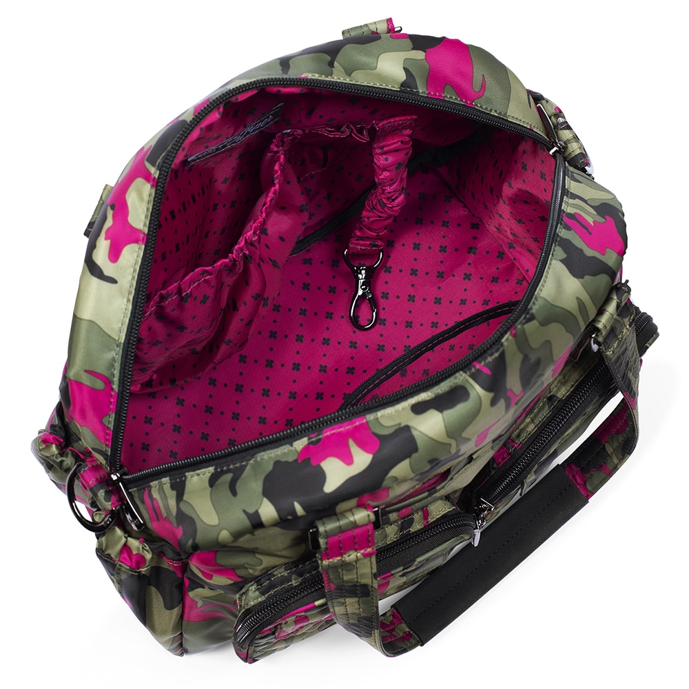 Lug on sale camo bag