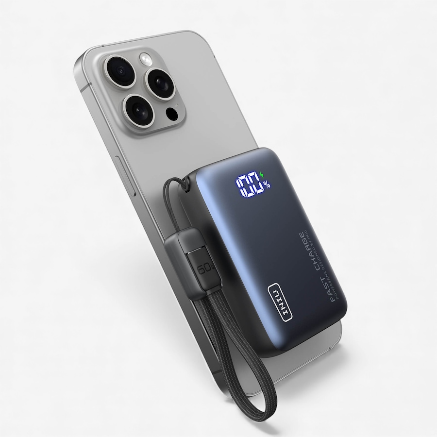 Image 725904_ALTMORE5.jpg, Product 725-904 / Price $69.99, Iniu Pocket Pro 10,000-mAh Power Bank, 45W from INIU on TSC.ca's Electronics department