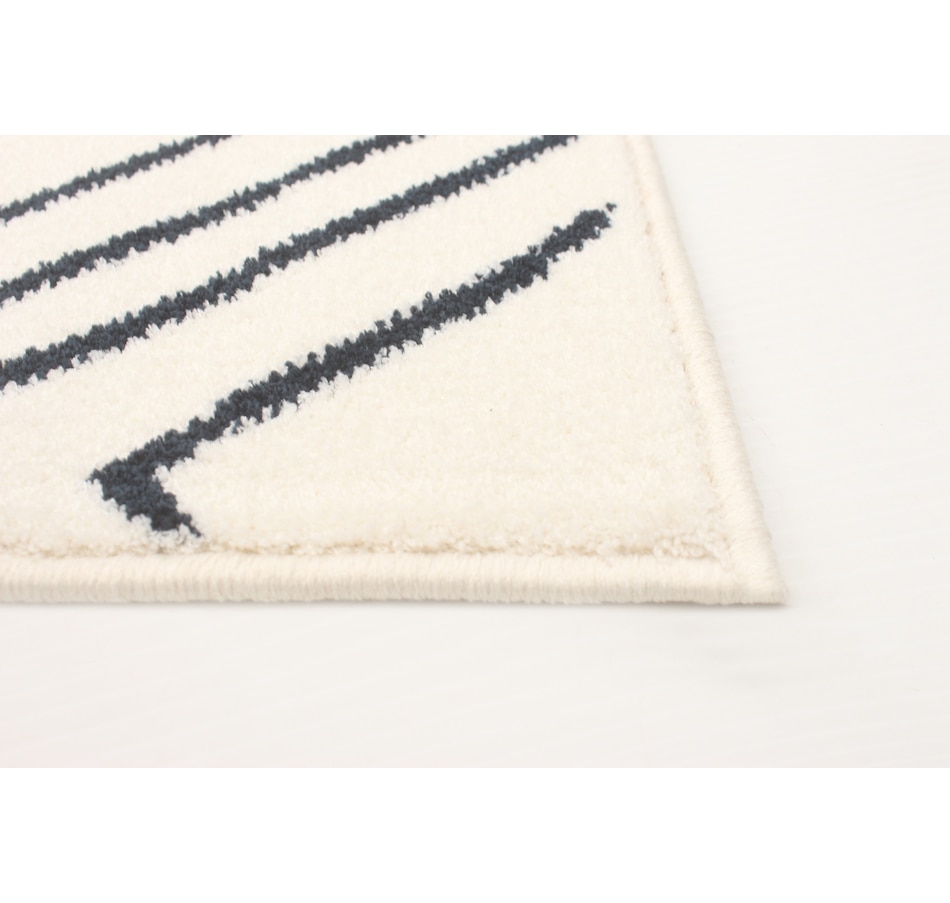 Image 726985_ALTMORE20.jpg, Product 726-985 / Price $293.00 - $611.00, ECARPET Macy Geod Rug from ECarpet on TSC.ca's Home & Garden department