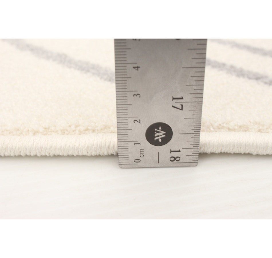 Image 726985_ALTMORE22.jpg, Product 726-985 / Price $293.00 - $611.00, ECARPET Macy Geod Rug from ECarpet on TSC.ca's Home & Garden department