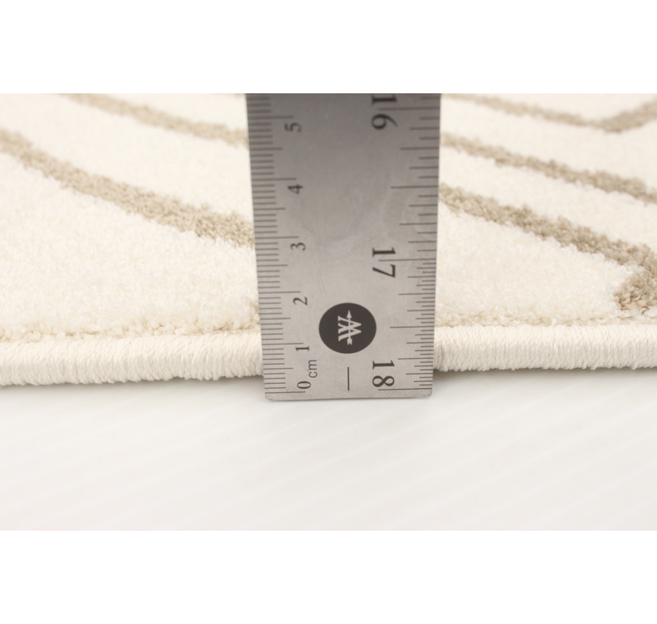 Image 726985_ALTMORE24.jpg, Product 726-985 / Price $293.00 - $611.00, ECARPET Macy Geod Rug from ECarpet on TSC.ca's Home & Garden department