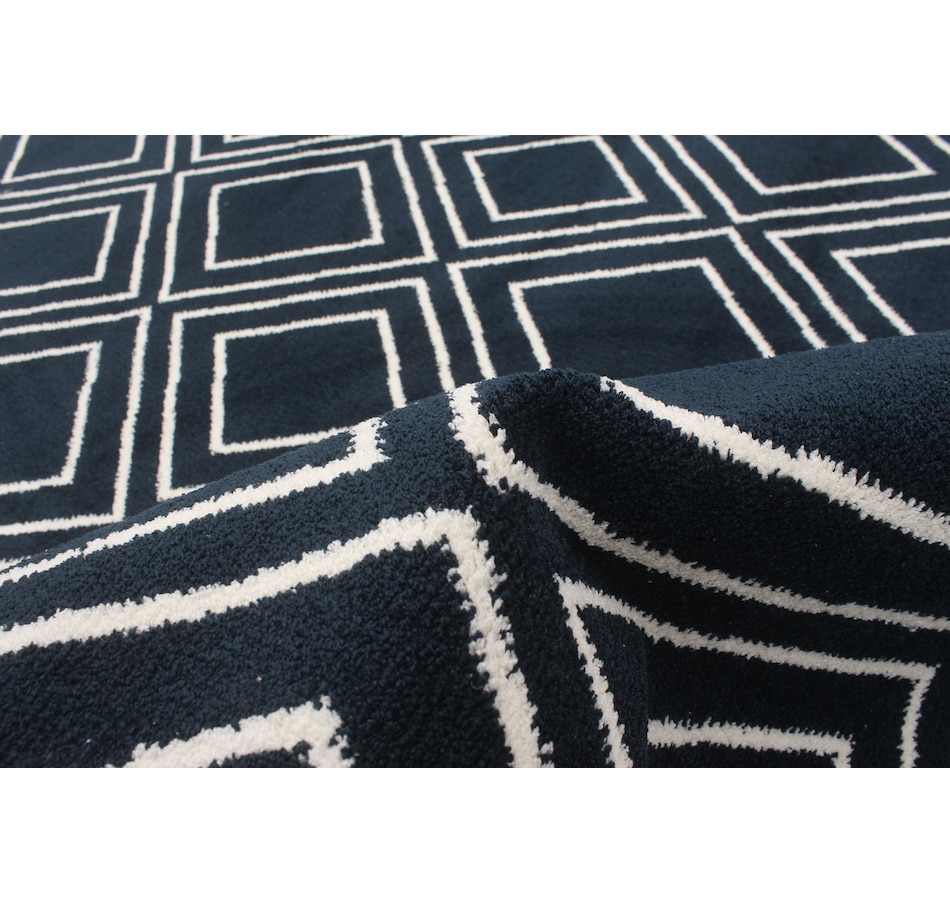 Image 726985_ALTMORE28.jpg, Product 726-985 / Price $293.00 - $611.00, ECARPET Macy Geod Rug from ECarpet on TSC.ca's Home & Garden department